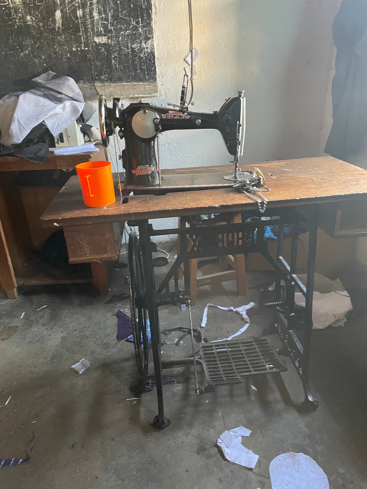 Sewing machine in the vocational training workshop at Butiru school, supported by the Butiru Freundeskreis. Photo: Mark Suer