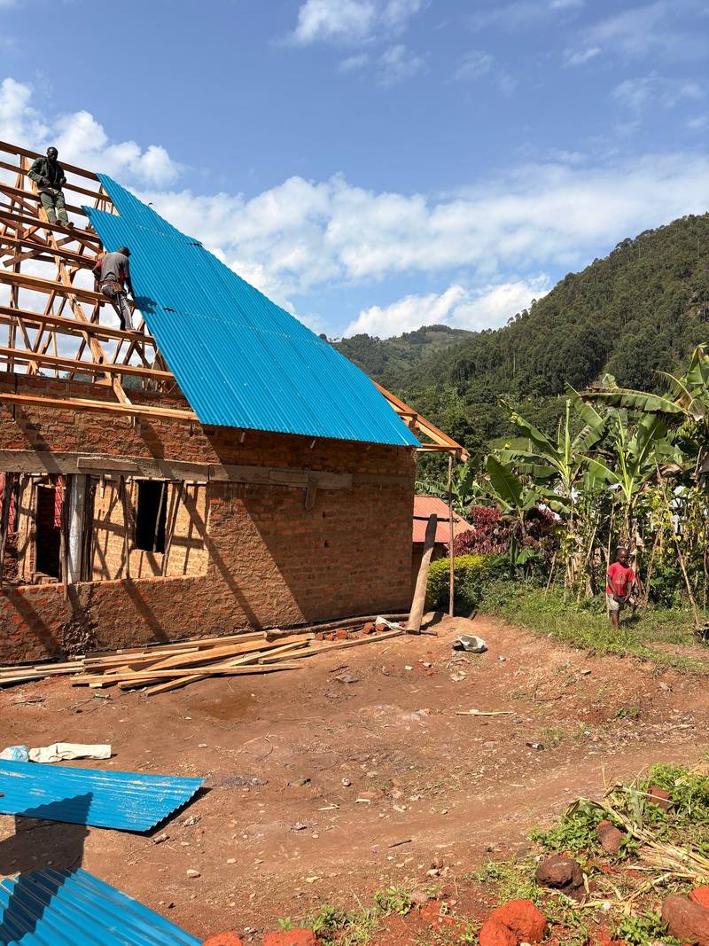 HopeKitchen Buhoma – der Bau hat begonnen